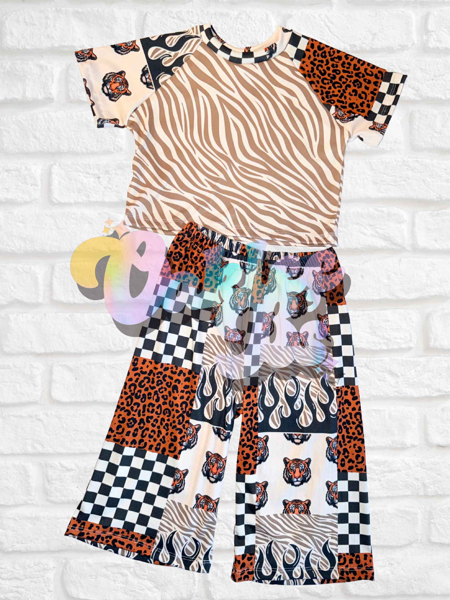 Tiger Patches Raglan Tee & Flow Pants