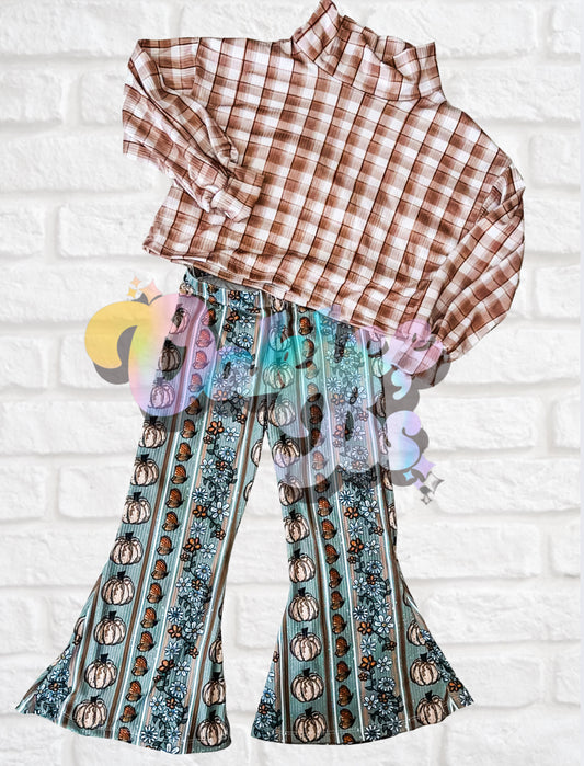 4T RTS mock neck top & flares
