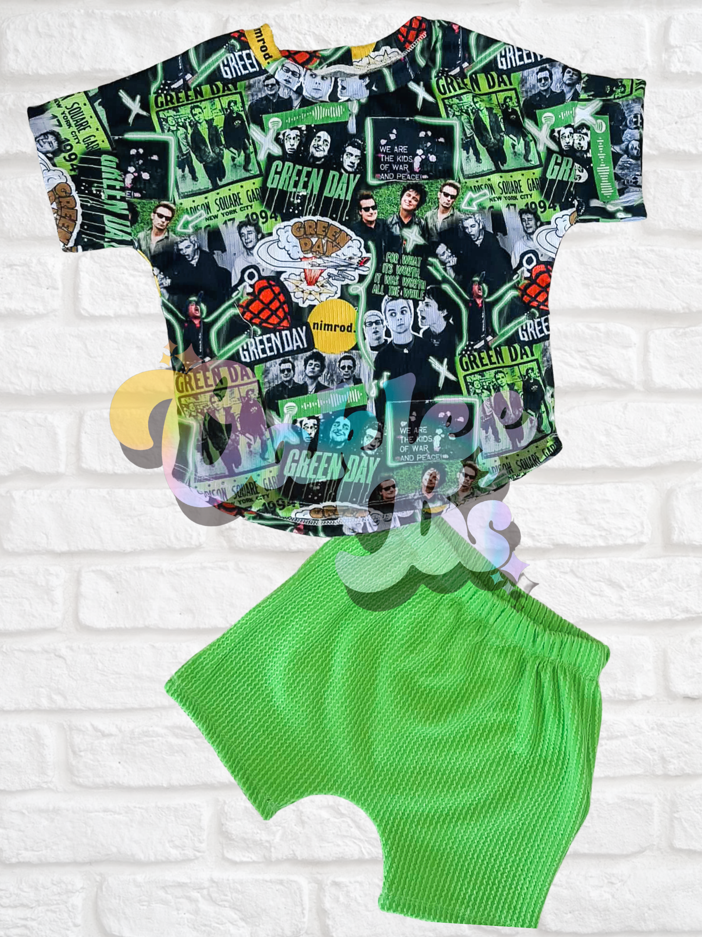Green Day Short Sleeve Dolman & Jasper Shorts