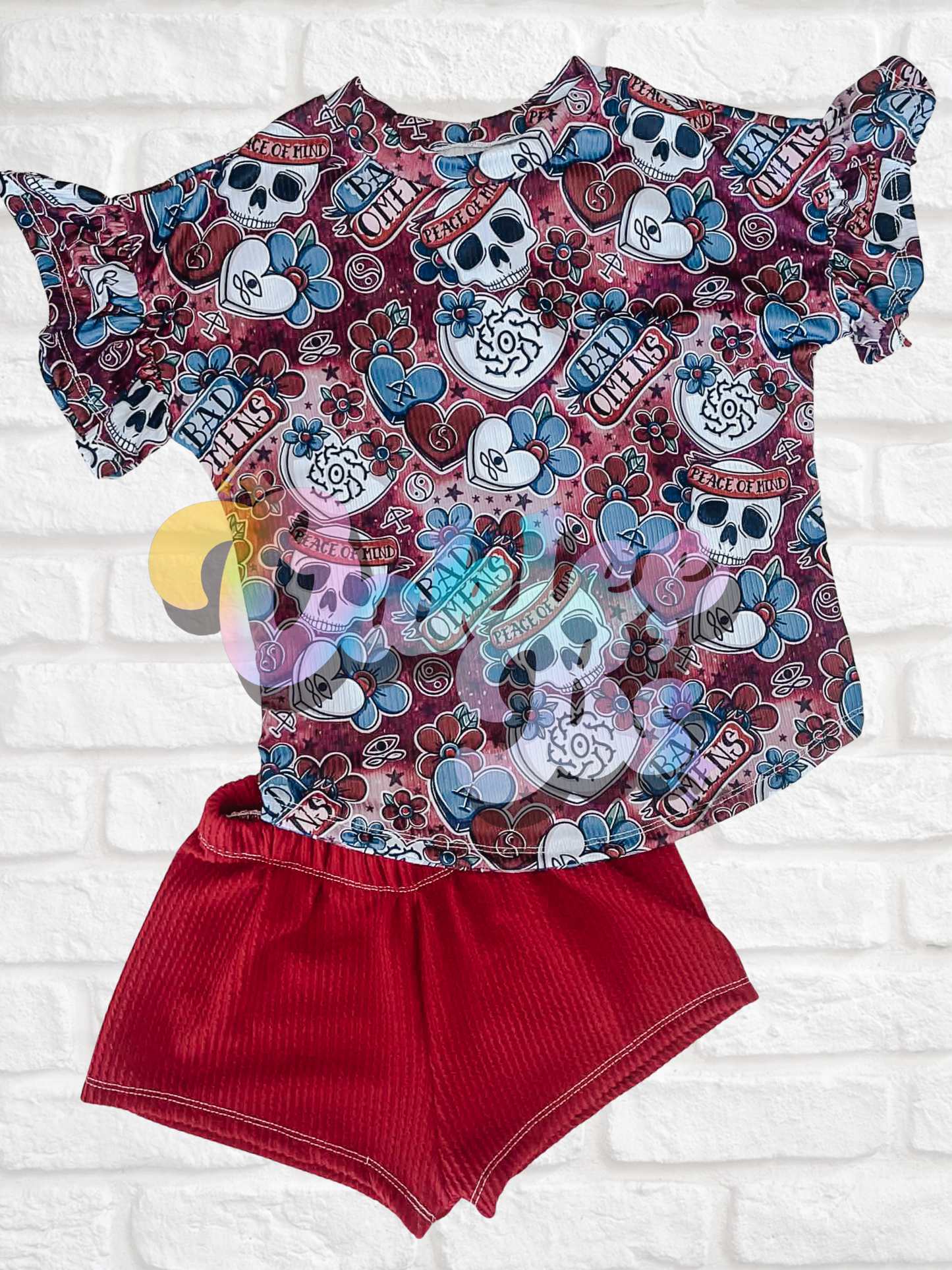Omens ruffle dolman & breezy shorts