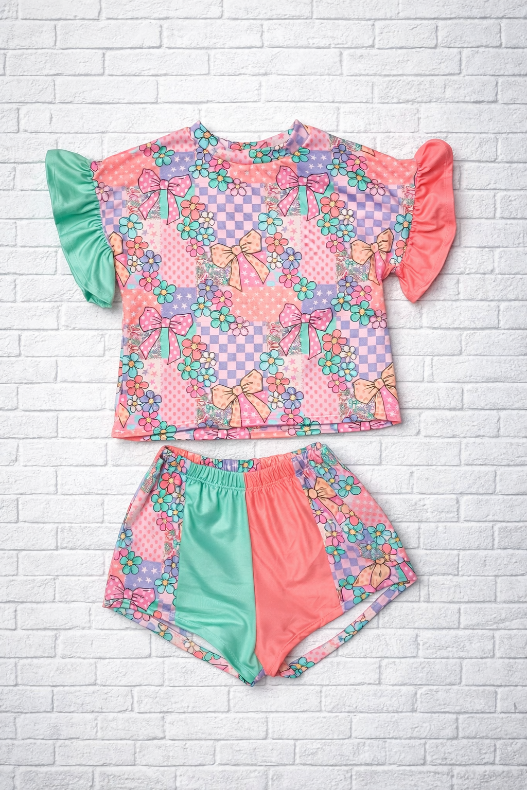 7/8 RTS Breezy shorts and ruffle dolman