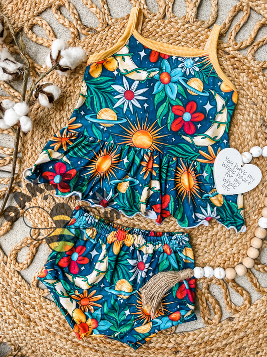 Lunar Floral Set