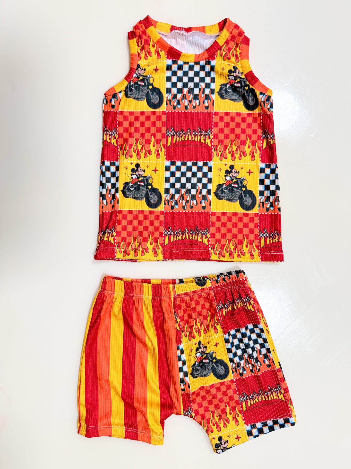 Thrasher Mouse tank & jasper shorts