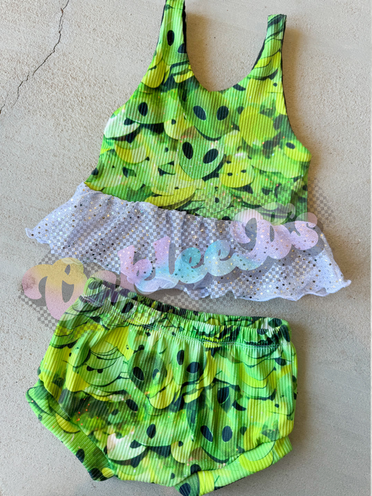 Alien Paisley & Shorties