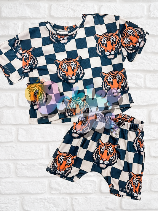 Tiger Checks Oversized Tee & Jaspers