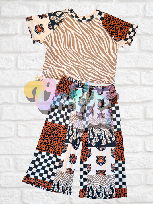 Tiger Patches Raglan Tee & Flow Pants