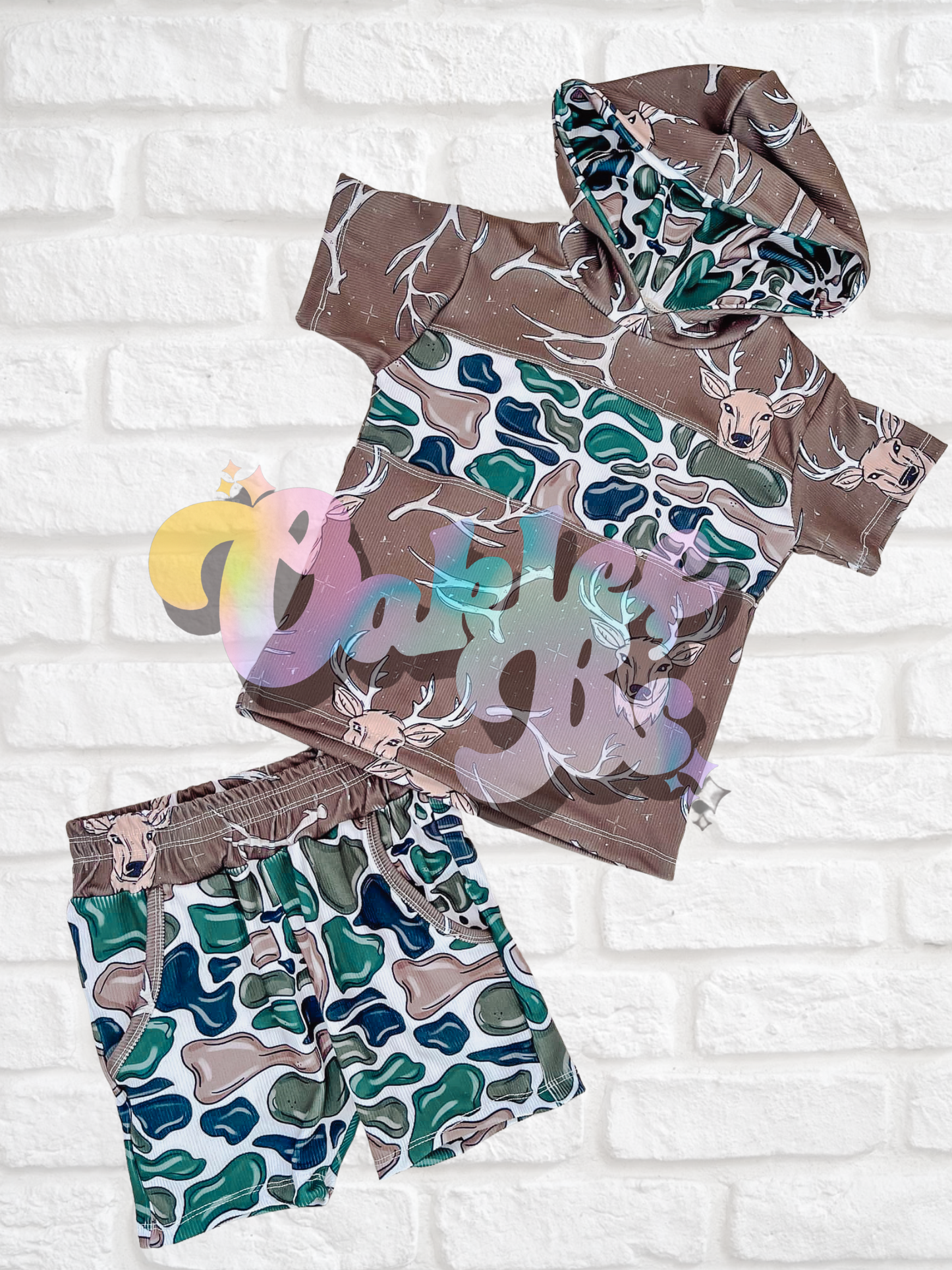 Deer Hooded Upton & Pocket Shorts